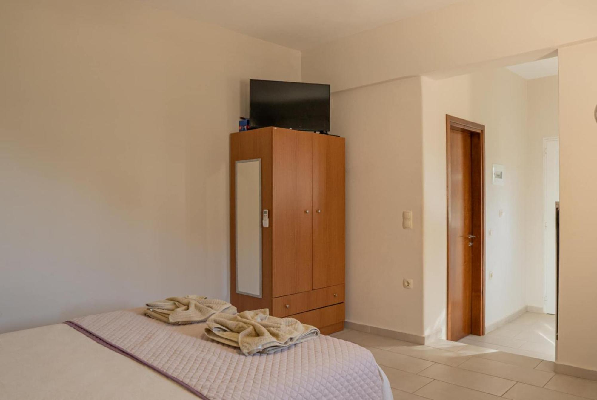 Studios Anna Maria With Sea View Kapetanianá Kültér fotó
